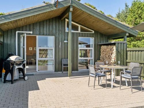 Holiday Home Elsabet - 750m from the sea by Interhome in Lokken Holiday Home Elsabet - 750m from the sea by Interhome in Lokken