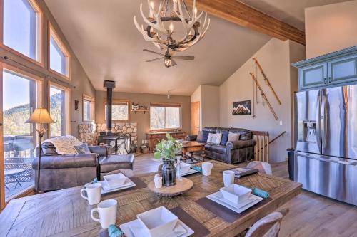 Cozy Bailey Cabin with Sweeping Mountain Views! in Evergreen (CO) Cozy Bailey Cabin with Sweeping Mountain Views! in Evergreen (CO)