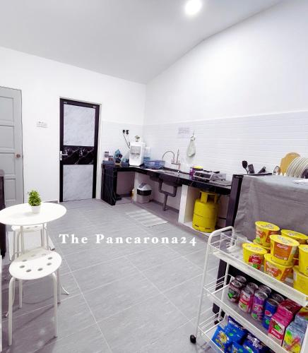 Kitchen, The Pancarona24 Homestay forMuslim near Qing Xin Ling Leisure and Cultural Village Kitchen, The Pancarona24 Homestay forMuslim near Qing Xin Ling Leisure and Cultural Village