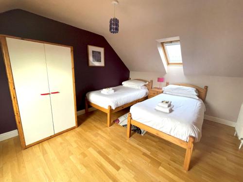 Beautiful Rural 3BR Cottage with Stunning Views in Dunscore Beautiful Rural 3BR Cottage with Stunning Views in Dunscore