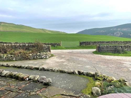 Beautiful Rural 3BR Cottage with Stunning Views in Dunscore Beautiful Rural 3BR Cottage with Stunning Views in Dunscore