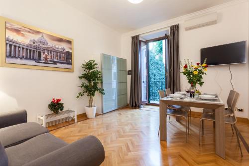 Guestroom, Vatican Loris House near Embassy of the Philippines Guestroom, Vatican Loris House near Embassy of the Philippines