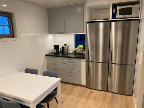 Øvstefjellså Gård &Aktivitet Senter (Øvstefjellsa Gard &Aktivitet Senter) in פלקפיורד Øvstefjellså Gård &Aktivitet Senter (Øvstefjellsa Gard &Aktivitet Senter) in פלקפיורד