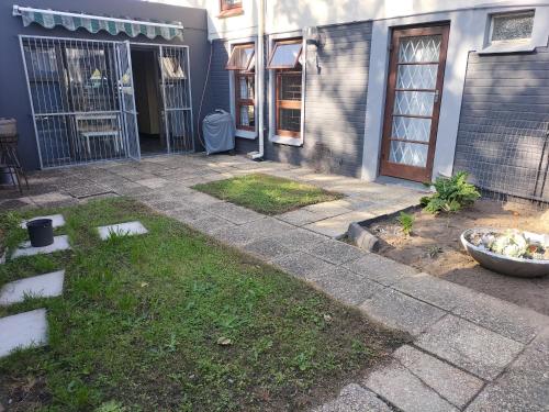 Spacious Self catering flat Berea in Berea Spacious Self catering flat Berea in Berea