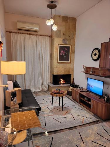 Shared lounge/TV area, MarGe Apt in Arta Shared lounge/TV area, MarGe Apt in Arta