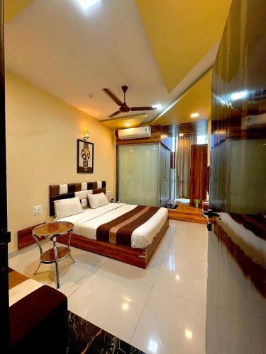 AVIRAHI HOTEL in Borivali AVIRAHI HOTEL in Borivali