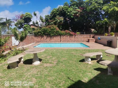 Uvongo Sea Scapes Holiday Apartment in Uvongo Beach Uvongo Sea Scapes Holiday Apartment in Uvongo Beach