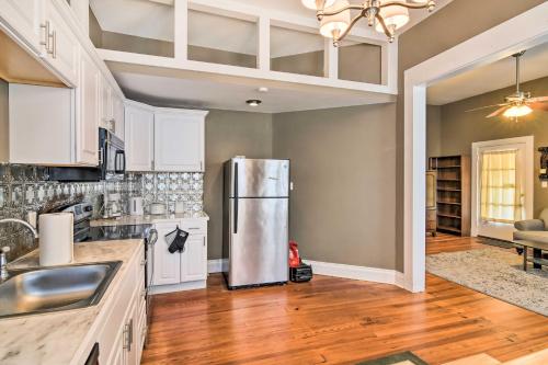 Bright Apartment, Near Vicksburg Military Park! in Vicksburg City Center Bright Apartment, Near Vicksburg Military Park! in Vicksburg City Center