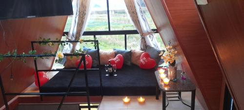 Glamping y Cabanas el Encanto-Girasoles in Cuitiva Glamping y Cabanas el Encanto-Girasoles in Cuitiva