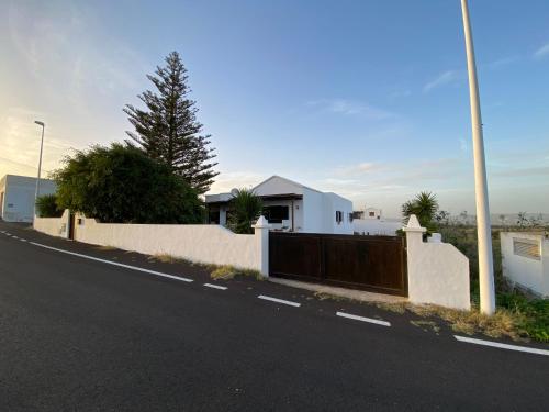 Villa Isabel in San Bartolome Villa Isabel in San Bartolome