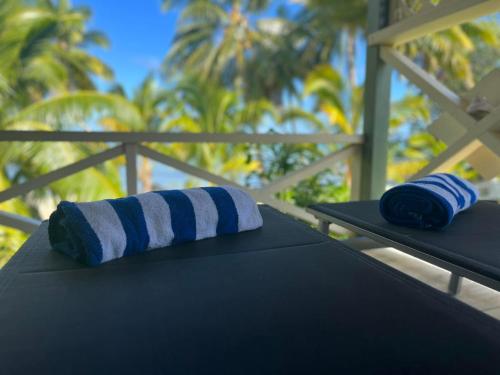 Vistas, Paparei Beachfront Bungalows, Aitutaki in Arutanga Vistas, Paparei Beachfront Bungalows, Aitutaki in Arutanga