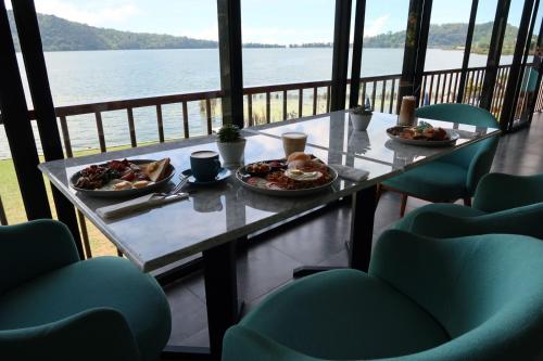 Food and beverages, Rusa By The Lake near Ulun Danu Bratan Temple Food and beverages, Rusa By The Lake near Ulun Danu Bratan Temple