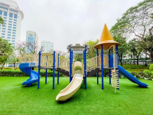 Playground, Hanoi Daewoo Hotel in Ba Dinh Playground, Hanoi Daewoo Hotel in Ba Dinh