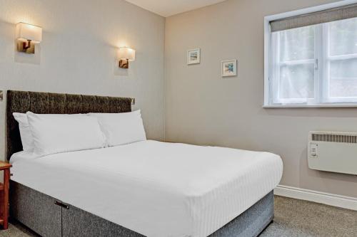 Gables Hotel and Restaurant