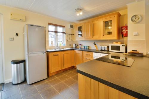 Nyhavn Lakeside Cottage in Worcestershire Nyhavn Lakeside Cottage in Worcestershire