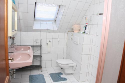 Fürdőszoba, Ferienwohnung Jobstl in St. Nikolai Im Sausal Fürdőszoba, Ferienwohnung Jobstl in St. Nikolai Im Sausal