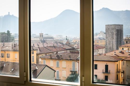 Chic and Freak Atelier