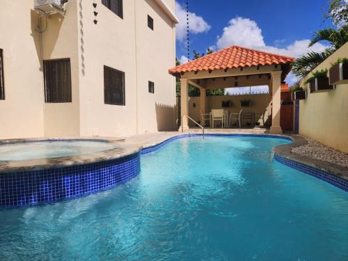 Swimming pool, Hotel La Casona MC in La Romana Swimming pool, Hotel La Casona MC in La Romana
