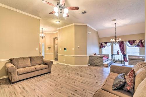 Family-Friendly Retreat Near Lake Houston! in Atascocita Family-Friendly Retreat Near Lake Houston! in Atascocita