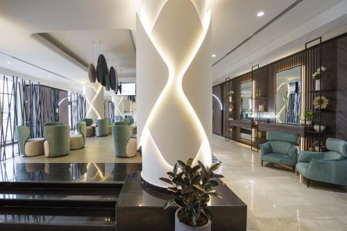 Hotel Holiday International in Sharjah Hotel Holiday International in Sharjah