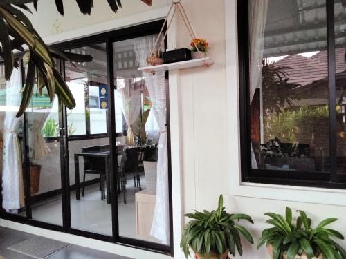 Wilderness Bed And Breakfast in Map Ta Phut Wilderness Bed And Breakfast in Map Ta Phut