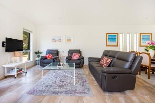 Thalassa I Pet Friendly I 2 Mins Walk to Beach in Кулбура Бийч Thalassa I Pet Friendly I 2 Mins Walk to Beach in Кулбура Бийч
