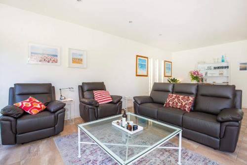 Thalassa I Pet Friendly I 2 Mins Walk to Beach in Кулбура Бийч Thalassa I Pet Friendly I 2 Mins Walk to Beach in Кулбура Бийч