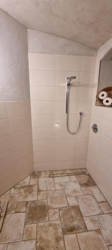 Bathroom, Monteur-Ferienwohnung OT Naundorf in Bobritzsch-Hilbersdorf Bathroom, Monteur-Ferienwohnung OT Naundorf in Bobritzsch-Hilbersdorf