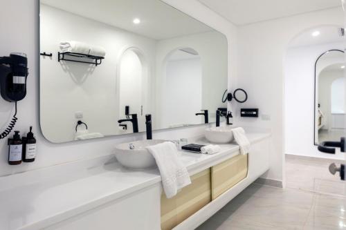 White Hills Resort in Sharm el-Sheikh White Hills Resort in Sharm el-Sheikh