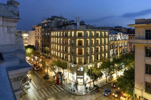 Le Palace Hotel in زيسالونيكى Le Palace Hotel in زيسالونيكى