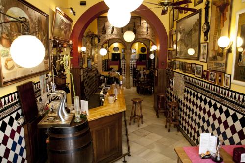 Pub/Lounge, Hotel Hermanos Macias near Arab fürdő Pub/Lounge, Hotel Hermanos Macias near Arab fürdő