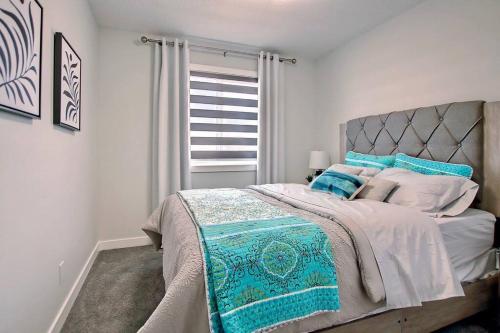 Beautiful 3Bed-with AC-Close to Spruce Meadows & Mountains