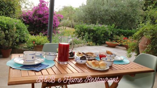 Food and beverages, B&B Il Giardino di Paola in Alliste Food and beverages, B&B Il Giardino di Paola in Alliste