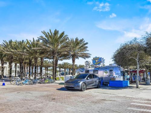 Breakers plus Carriage House home in Seagrove Beach (FL) Breakers plus Carriage House home in Seagrove Beach (FL)
