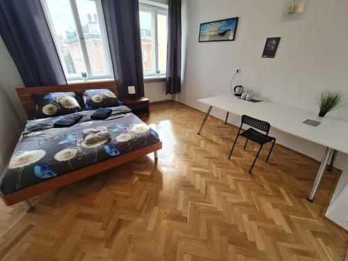 Fantastic Waw - O13 Room B