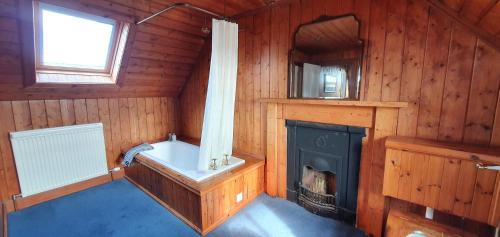 Facilities, The Loan in Achmelvich Facilities, The Loan in Achmelvich