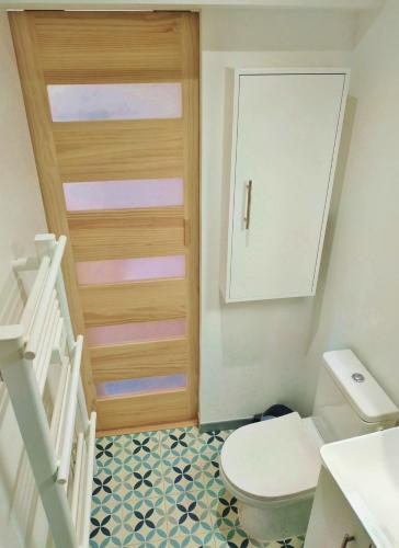 ห้องน้ำ, Joli studio au calme, centre historique de Pertuis in ใจกลางเมืองเปอร์ตุย ห้องน้ำ, Joli studio au calme, centre historique de Pertuis in ใจกลางเมืองเปอร์ตุย