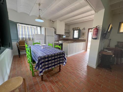 Casa Rural Alzabara con Piscina Privada in Taberno Casa Rural Alzabara con Piscina Privada in Taberno