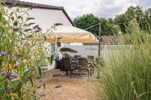 Balcony/terrace, Ferienhaus Hunsruckliebe in Dillendorf Balcony/terrace, Ferienhaus Hunsruckliebe in Dillendorf