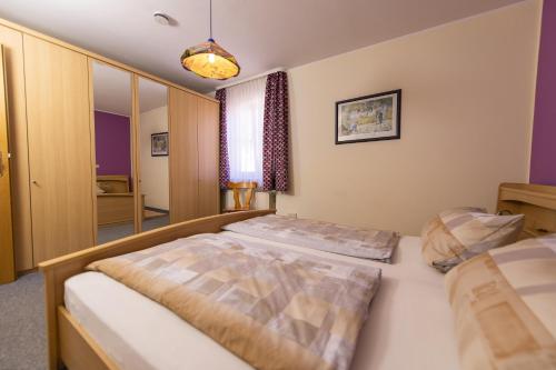 Bed, Pension Ferienwohnungen Frey in Tannesberg Bed, Pension Ferienwohnungen Frey in Tannesberg