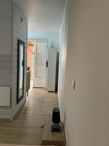 Agréable logement, bien situé (Agreable logement, bien situe) in Schœlcher Agréable logement, bien situé (Agreable logement, bien situe) in Schœlcher