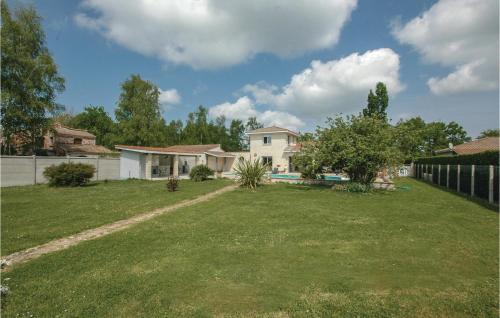 Exterior view, Amazing Home In Saint-Vivien-De-Medoc in Saint-Vivien-de-Medoc Exterior view, Amazing Home In Saint-Vivien-De-Medoc in Saint-Vivien-de-Medoc