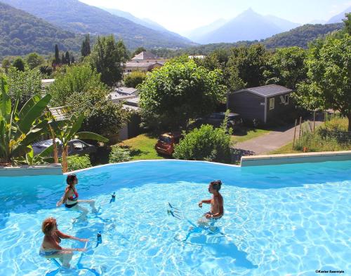 Úszómedence, Camping écovillage Soleil du Pibeste (Camping ecovillage Soleil du Pibeste) in Agos Vidalos Úszómedence, Camping écovillage Soleil du Pibeste (Camping ecovillage Soleil du Pibeste) in Agos Vidalos