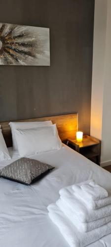 Suite Deluxe, calme proche Airbus et Chantiers de l'Atlantique in Трін'як Suite Deluxe, calme proche Airbus et Chantiers de l'Atlantique in Трін'як