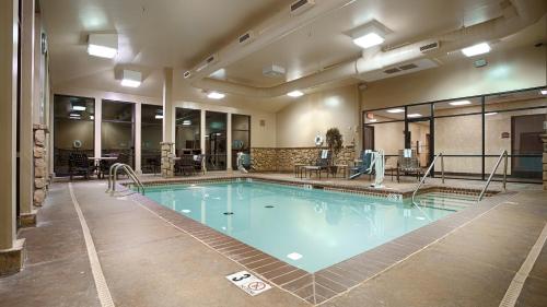 Best Western Plus Cimarron Hotel & Suites in Stillwater (OK) Best Western Plus Cimarron Hotel & Suites in Stillwater (OK)