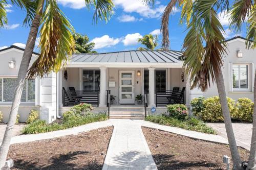 Bejárat, Casa la Miami - Central location Villa with Pool & Gym near Vizcaya Múzeum és Kert Bejárat, Casa la Miami - Central location Villa with Pool & Gym near Vizcaya Múzeum és Kert