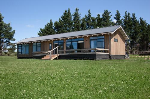 White Rock Accommodation in Martinborough White Rock Accommodation in Martinborough