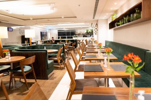 Restaurant, Bugan Recife Boa Viagem Hotel - by Atlantica in Recife Restaurant, Bugan Recife Boa Viagem Hotel - by Atlantica in Recife