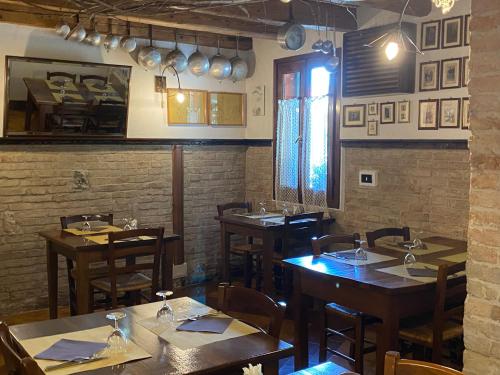 Étterem, Osteria Locanda Dalla Lina in Mirano Étterem, Osteria Locanda Dalla Lina in Mirano