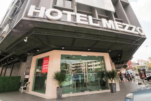 Entree, Hotel Mezzo in Cheras Entree, Hotel Mezzo in Cheras